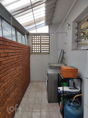 Image 27 - 334354