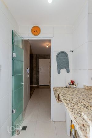 Image 34 - 334385