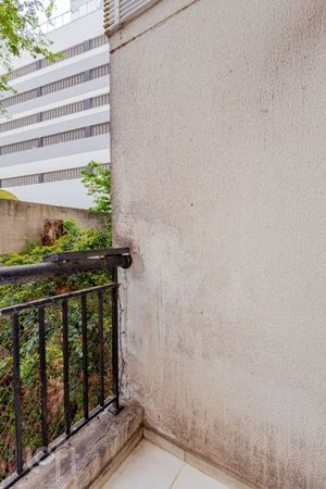 Image 42 - 334385