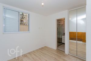 Image 21 - 334385