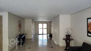 Image 15 - 334447