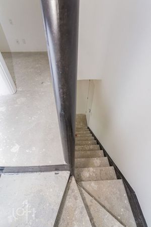 Image 31 - 334558