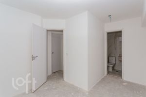 Image 34 - 334558