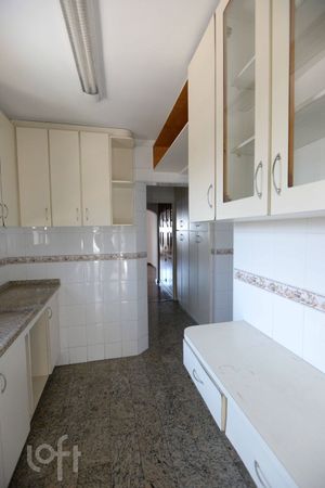 Image 4 - 334575