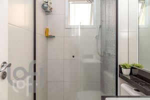Image 39 - 334700