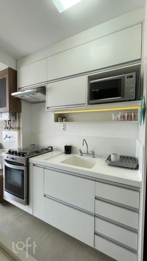 Image 7 - 334750