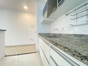 Image 19 - 335187
