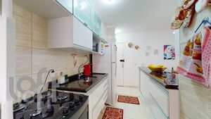 Image 10 - 335244