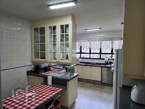 Image 11 - 335336