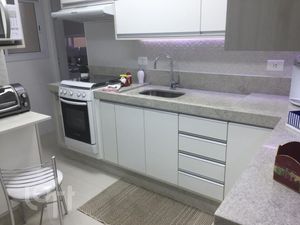 Image 12 - 335513