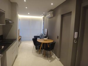 Image 4 - 335627