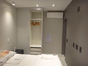 Image 10 - 335627