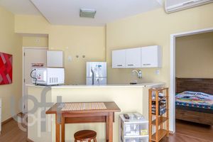 Image 4 - 335658