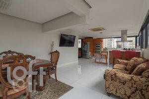 Image 105 - 335793