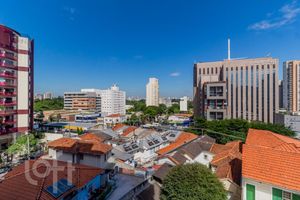 Image 29 - 335982