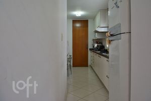 Image 20 - 336235