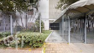 Image 31 - 336425