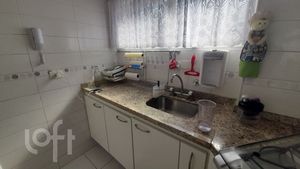 Image 17 - 336490