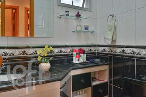 Image 28 - 336690
