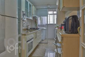 Image 20 - 336690