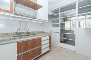 Image 10 - 336751