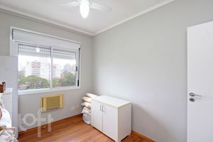 Image 22 - 337639