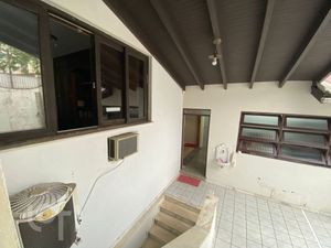 Image 26 - 337805