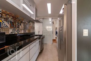 Image 37 - 337962