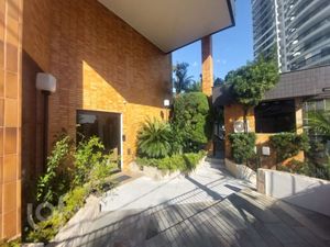 Image 26 - 338002