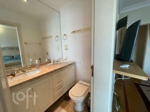 Image 9 - 338013