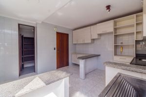 Image 27 - 338261