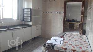 Image 9 - 338525