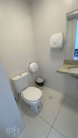 Image 15 - 338744
