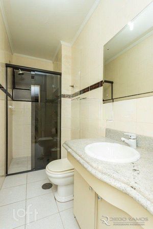 Image 8 - 338748