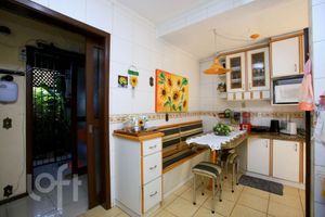 Image 9 - 338825
