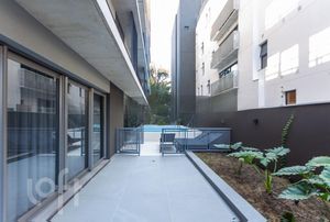 Image 17 - 338848