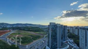 Image 21 - 338857