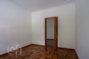 Image 15 - 338886