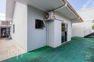 Image 35 - 338899