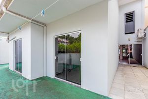 Image 33 - 338899