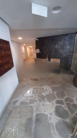 Image 21 - 338943