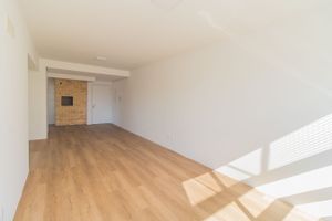 Image 3 - 338978