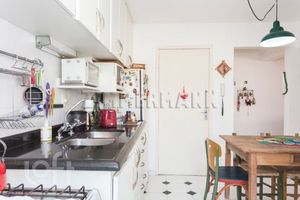 Image 9 - 339158