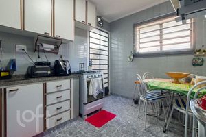 Image 14 - 339315