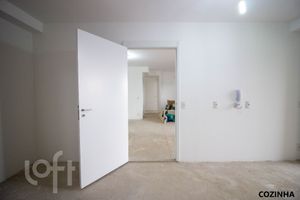 Image 19 - 339355