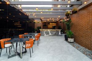 Image 7 - 339537