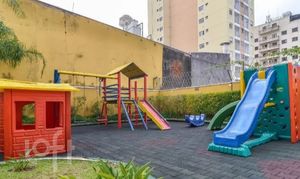 Image 17 - 339551