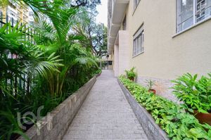 Image 15 - 339558