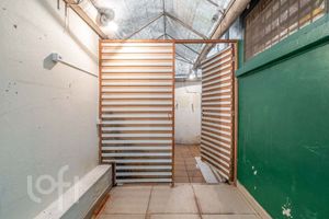 Image 19 - 339780