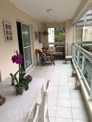 Image 9 - 339898